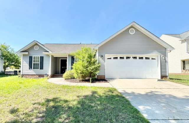 Spacious 3 bedroom home in northern Greensboro photos photos