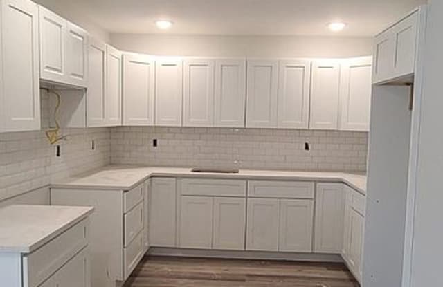 357 Hamilton Ave - 357 Hamilton Avenue, Paterson, NJ 07501