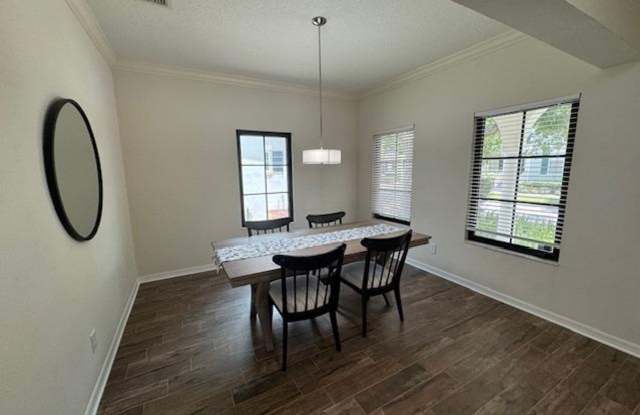3 Bedroom, Renovated Single Level Home in East Village of Celebration Gallery 4