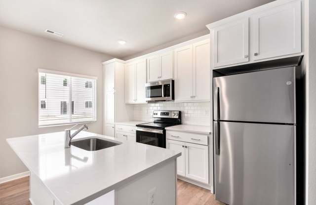 1 Month FREE Rent! Applied to Your First Full Month. Terms & Conditions Apply. Gallery 3