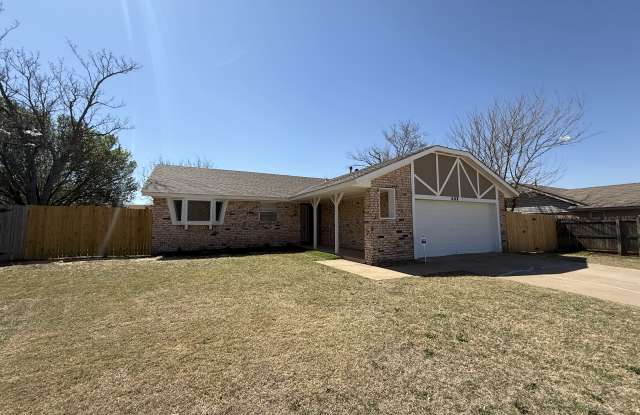 608 SW 23rd St photos photos