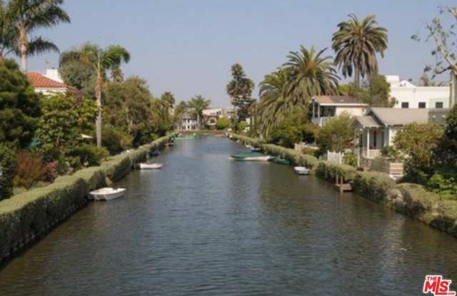 2323 GRAND CANAL Gallery 4