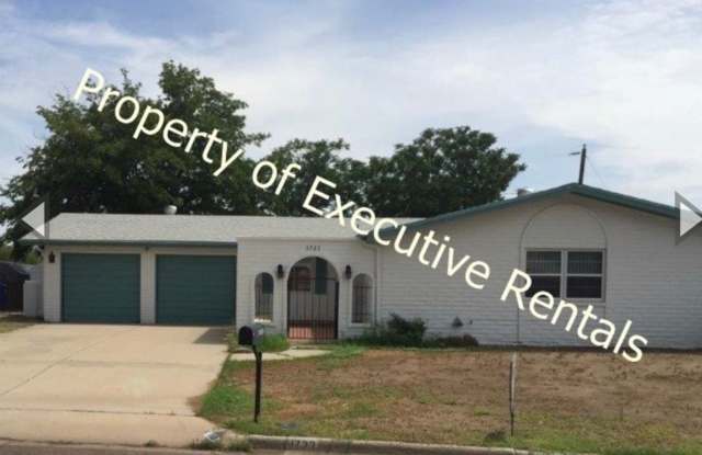 1733 Aspen Ave - Spacious 4 bed 2 bath with an office and a sun room! photos photos