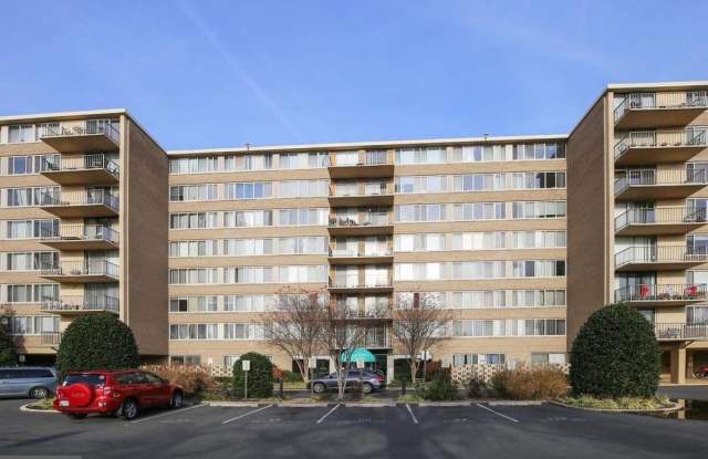 5565 COLUMBIA Pike unit: 712 - 5565 Columbia Pike, Arlington, VA 22204