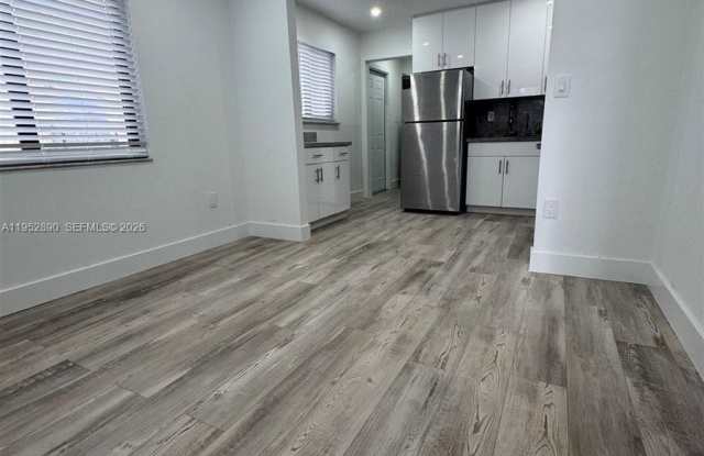 3609 SW 27th St photos photos