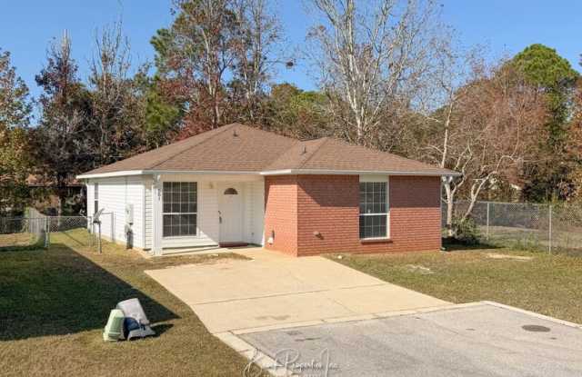 501 Ashwood Ln. photos photos