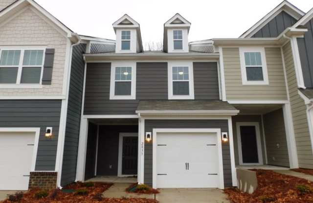 Beautiful 3BR/2.5BA Townhouse located in Kellerton Place - 2833 Aubrey Street, Monroe, NC 28110 Beautiful 3BR/2.5BA Townhouse located in Kellerton Place - 2833 Aubrey Street, Monroe, NC 28110
