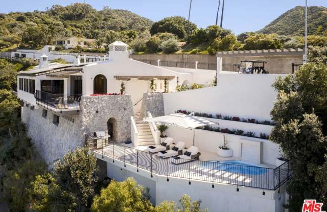 335 Wrigley Rd photos photos