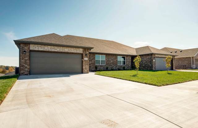 2010 S Ridgeline Rd. Ozark, Mo Gallery 2