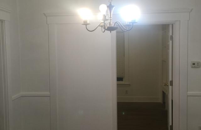 90 Hinman St Gallery 2