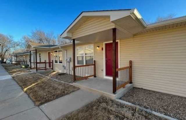 1324 South Everett Avenue photos photos