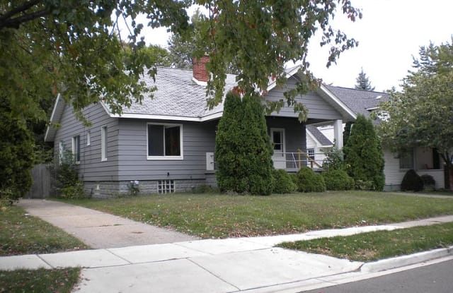 523 E 3rd St, Royal Oak, MI 48067 - 523 East 3rd Street, Royal Oak, MI 48067