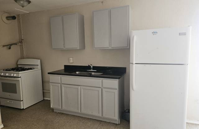 269 North San Joaquin Avenue - 269 North San Joaquin Avenue, San Antonio, TX 78237