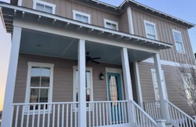 99 Double Oak Avenue Gallery 1