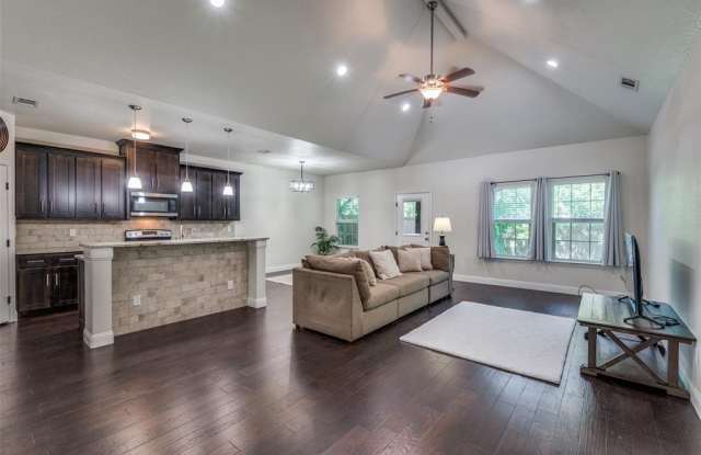 3032 James Avenue - 3032 James Avenue, Fort Worth, TX 76110