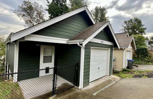 3 Bedroom Home in Bremerton - 348 North Cambrian Avenue, Bremerton, WA 98312