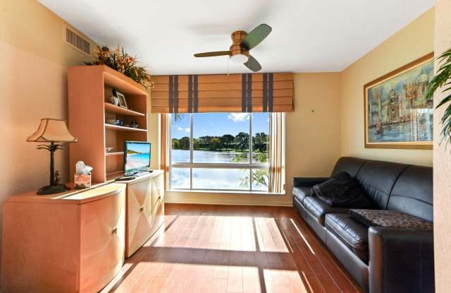 5842 Crystal Shores Drive Gallery 2