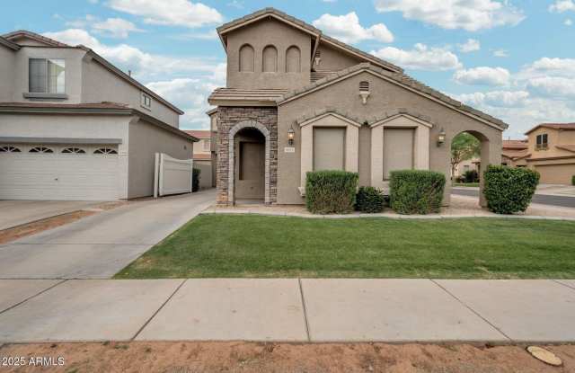 5352 E HOLMES Avenue photos photos