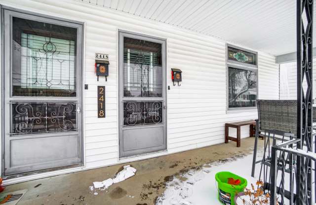 2418 Robertson Avenue - 2 - 2418 Robertson Avenue, Norwood, OH 45212
