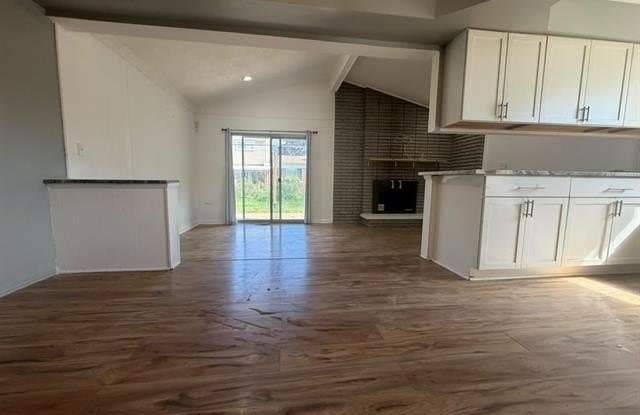 33066 Twickingham Drive Gallery 3