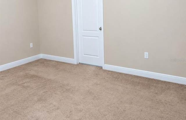 11517 QUIET FOREST Drive Gallery 3