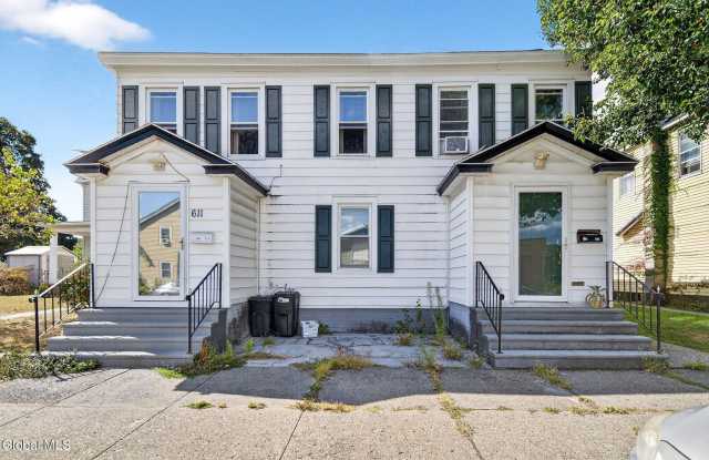611 4th Avenue photos photos