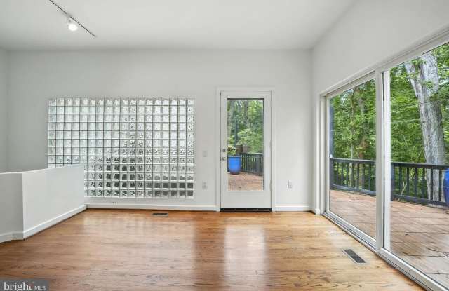 6702 OREGON Avenue NW - 6702 Oregon Avenue Northwest, Washington, DC 20015