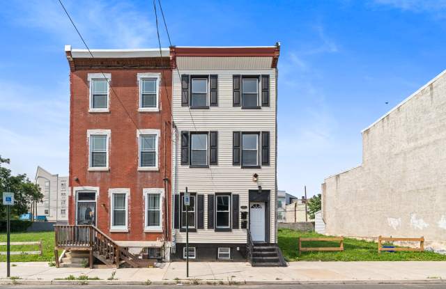 2219 West Oxford Street photos photos