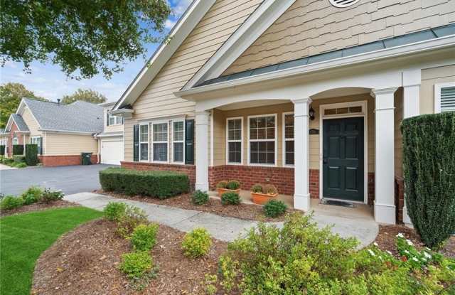 2718 Grapevine Circle Gallery 2