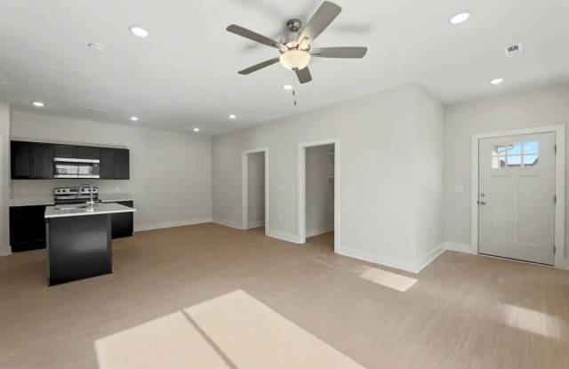 12833 Red Rock - 1 Gallery 4