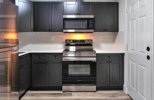 4037 SW 65th Ave photos photos 4037 SW 65th Ave photos photos