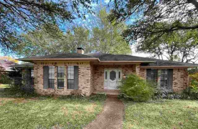 42 Lanshire - 42 Lanshire Drive, Texarkana, TX 75503