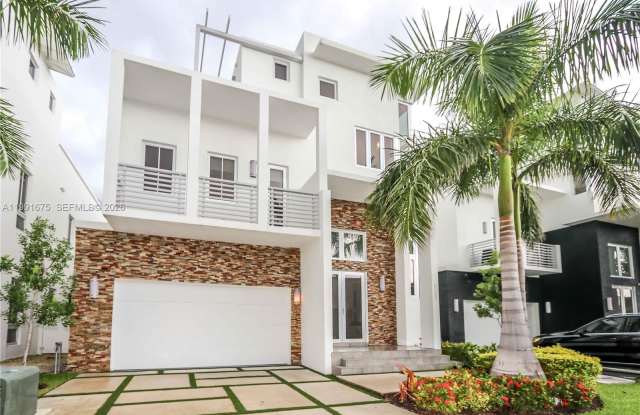 8250 NW 33rd Ter photos photos 8250 NW 33rd Ter photos photos