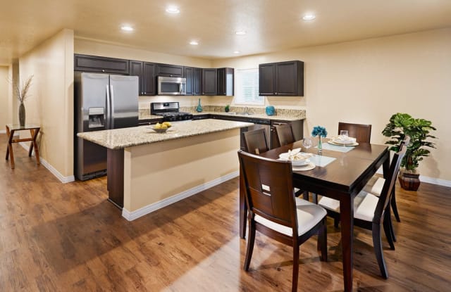 Vickery Grove Rental Homes Gallery 2