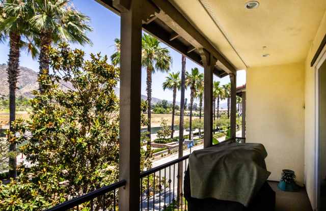 800 E Promenade Gallery 3