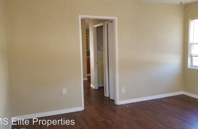 3340 17th St. N. Gallery 4