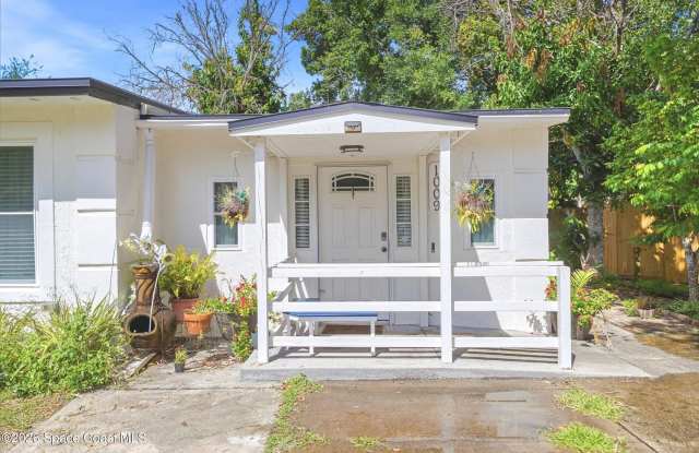 1009 Greenwood Way Gallery 3