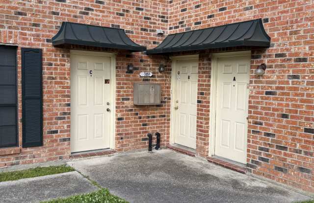 7051 Perkins Place Court Gallery 2