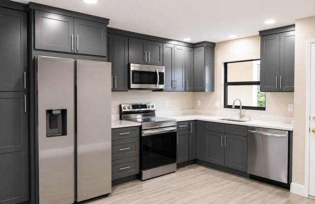 16341 Dublin Cir #105 Gallery 1