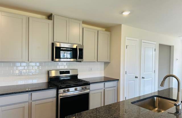 13232 Hampton Bay Lane Gallery 4