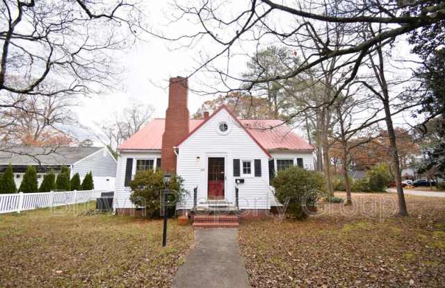 702 Poole Dr photos photos