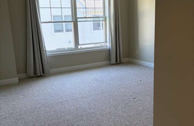 2144 Village Trail Gallery 1