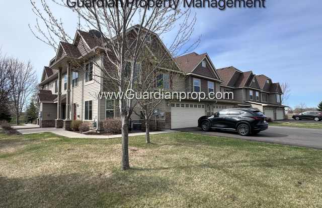 Brooklyn Park End Unit Town Home, Dishwasher, Washer/Dryer, Dedicated Office photos photos