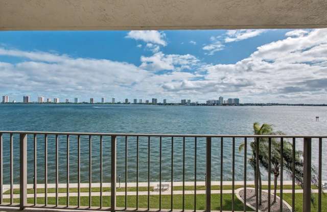 801 Lake Shore Drive photos photos