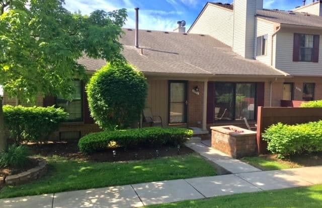 31127 country way - 31127 Country Way, Farmington Hills, MI 48331