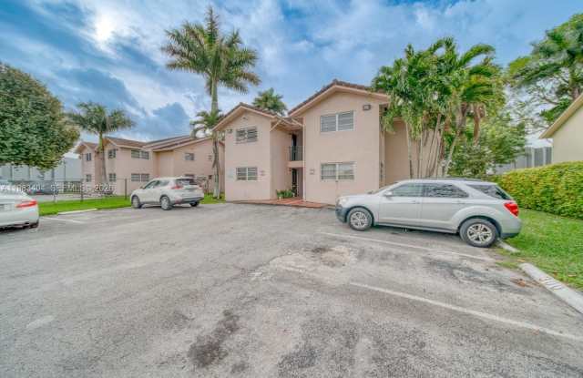 300 NE 143rd St photos photos