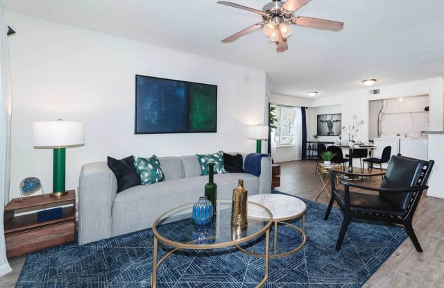 Advenir at Polos East photos photos