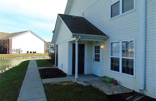 5496 Cedar Springs Gallery 2