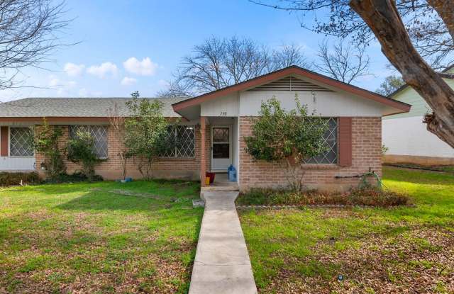 Spacious 3BR Duplex Less Than 1 Mile from Texas State University photos photos