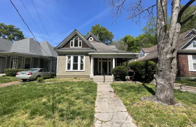 2098 Cowden Ave photos photos